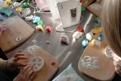 Dekoration aus Fondant herstellen