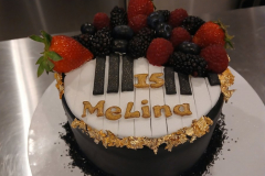 Klavier-Beeren-Torte
